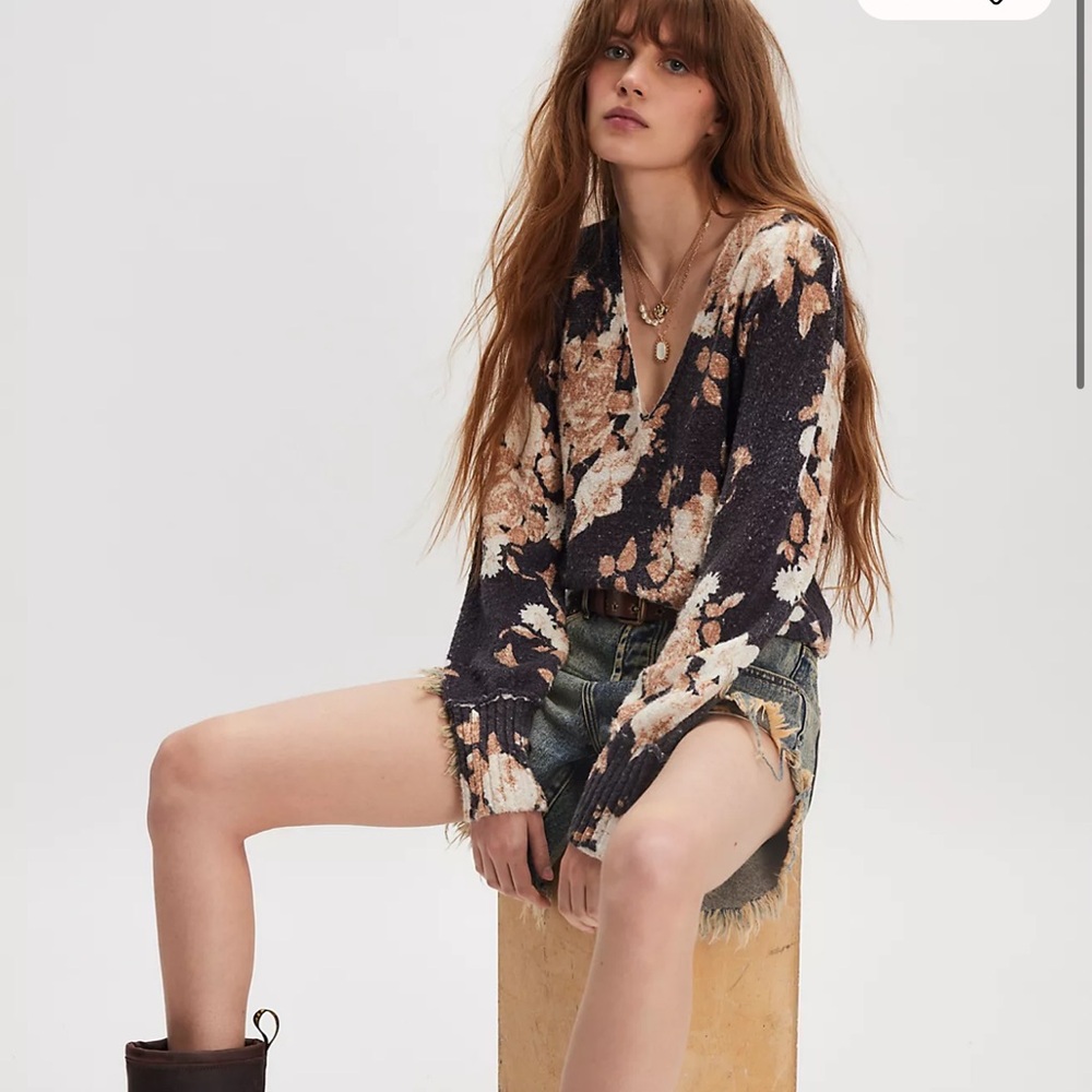 Free people Bed Of Roses Sweater - Picture 4 of 7